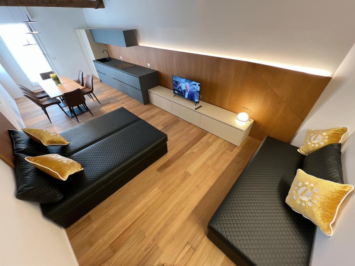 Attico Vivit 60 Apartment Местре Екстериор снимка