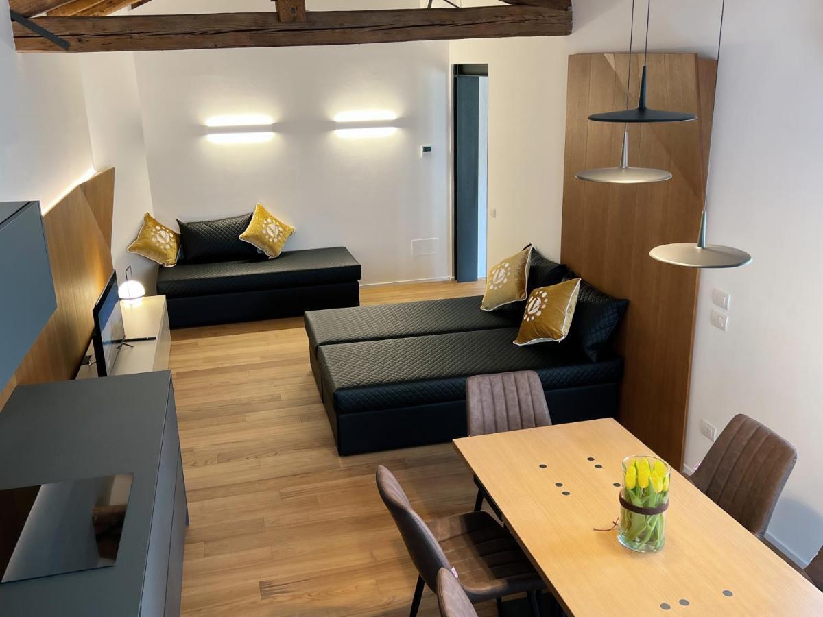 Attico Vivit 60 Apartment Местре Екстериор снимка